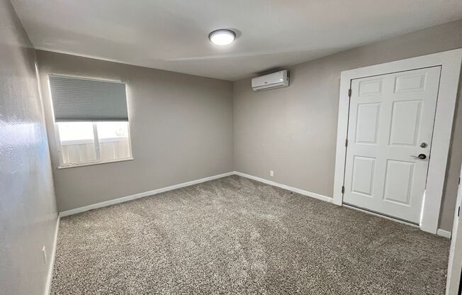 2 beds, 1 bath, $1,599