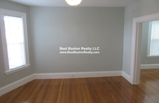 106 Highland Ave # 3