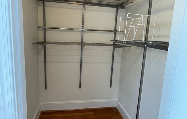 4 beds, 2.5 baths, $5,750