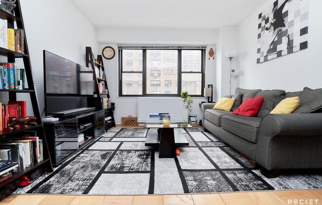 1 bed, 1 bath, 627 sqft, $4,795, Unit 10-H