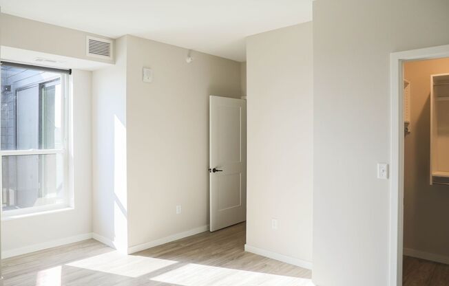 1 bed, 1 bath, 898 sqft, $1,795, Unit 507