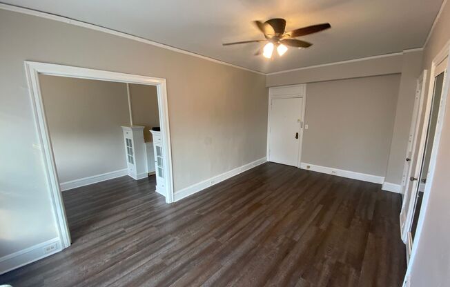 Studio, 1 bath, 380 sqft, $850, Unit 324