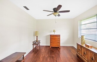 420 N FAIRVIEW AVE