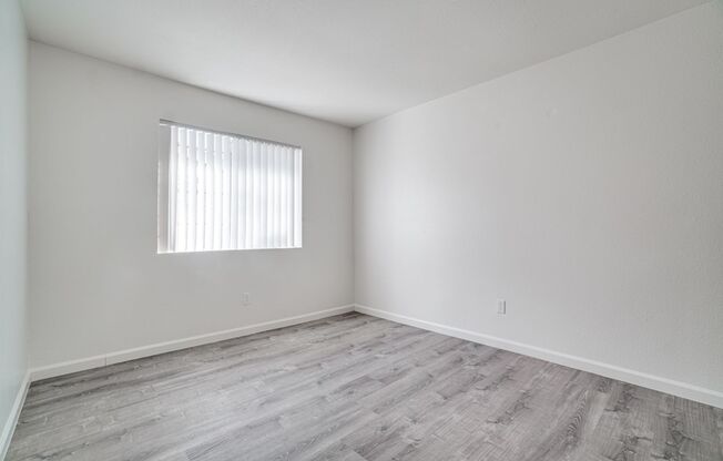 2 beds, 1 bath, $2,600, Unit 1