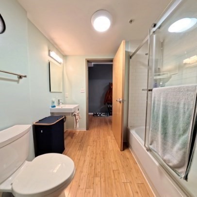 1 bed, 1 bath, 944 sqft, $3,375, Unit 428