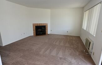 2 beds, 2 baths, $2,400, Unit 10