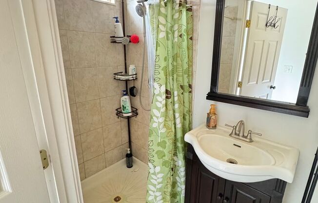 Spacious 1-Bedroom in the Heart of Wahiawa