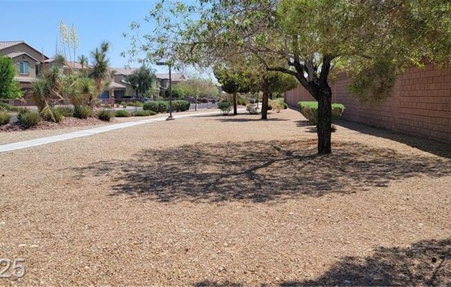 Spacious Solar-Powered Living in Gated Mesa Verde