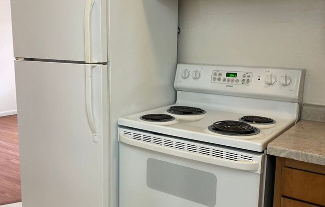 1 bed, 1 bath, 640 sqft, $1,200, Unit Unit 1