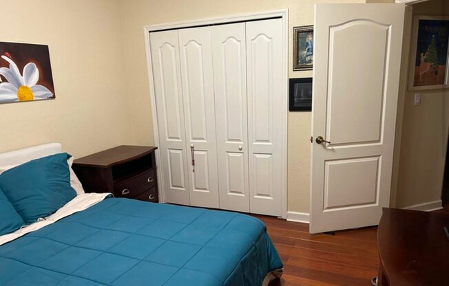 5422 NW 113 PL