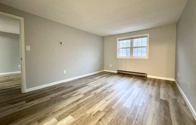 1 bed, 1 bath, 655 sqft, $2,100, Unit 11