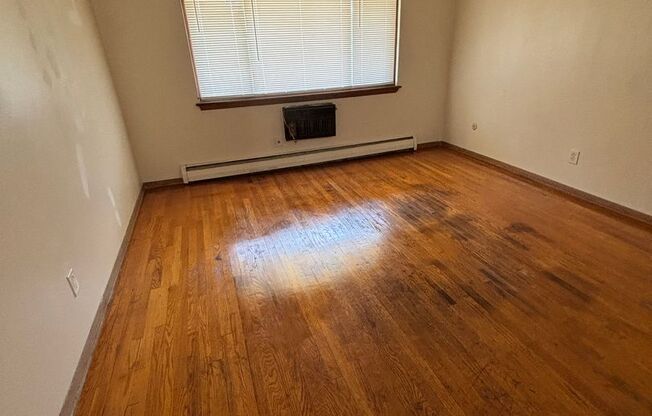 5445 N. 83rd St.