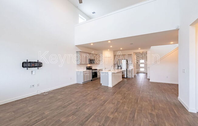 2901 LOURIS LN