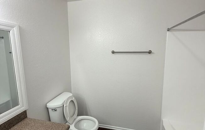 1 bed, 1 bath, 750 sqft, $2,255, Unit 716