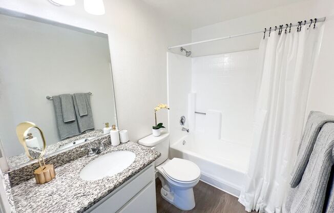 2 beds, 2 baths, 960 sqft, $3,195, Unit 0100