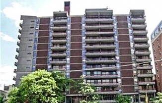 2 beds, 1 bath, 885 sqft, $4,100, Unit 409