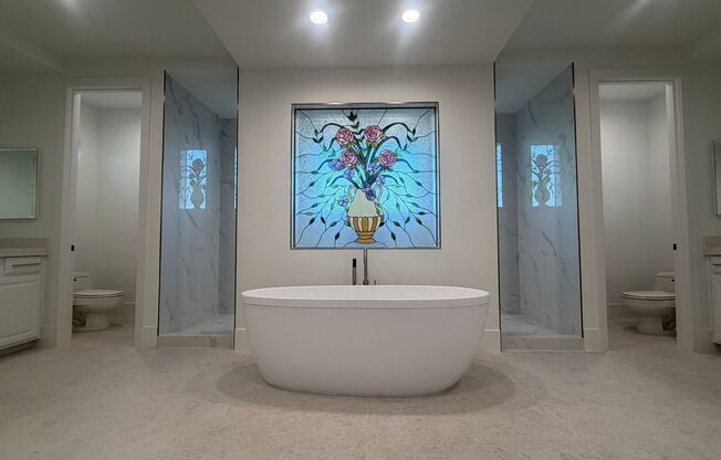 5 beds, 4.5 baths, $6,795