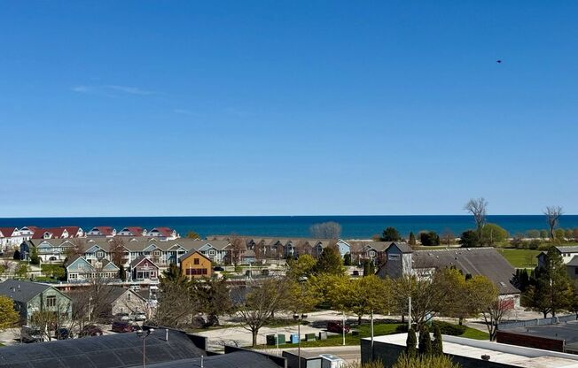 1 bed, 1 bath, 1,056 sqft, $1,900, Unit 410