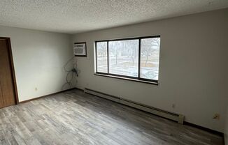 2 beds, 1 bath, $900, Unit #2