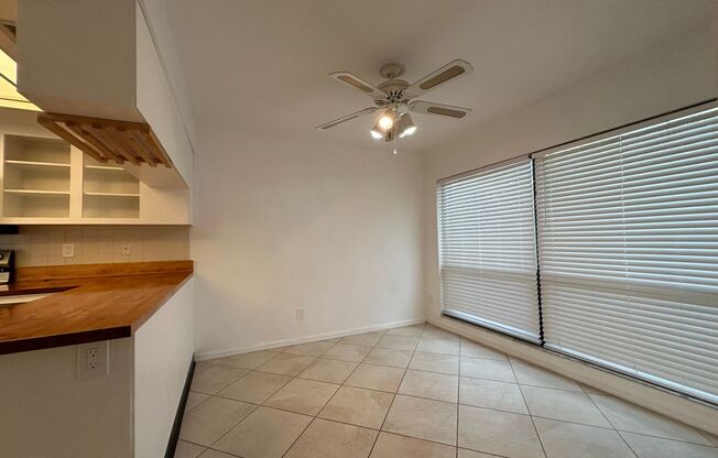 ANNUAL RENTAL - 2 + DEN / 2 BATH VILLA AT LELY GOLF ESTATES-DEERWOOD