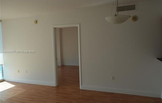 2 beds, 2 baths, $3,800, Unit # 2310