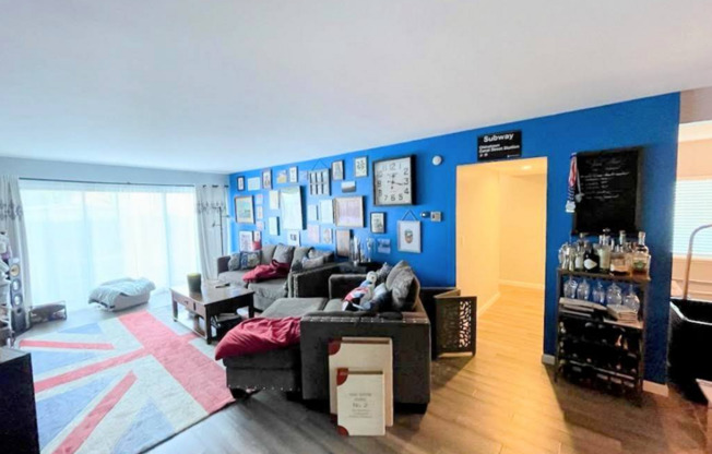 Spacious Two Bedroom, Two Bath Condo in Summit View - Flexible Lease Start Date!