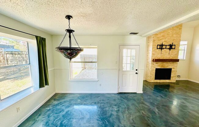 A Stunning 3-Bedroom 2.5-Bath 2 Storey Home with Spacious Layout and Backyard Oasis!