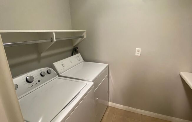 2 beds, 2 baths, $1,595