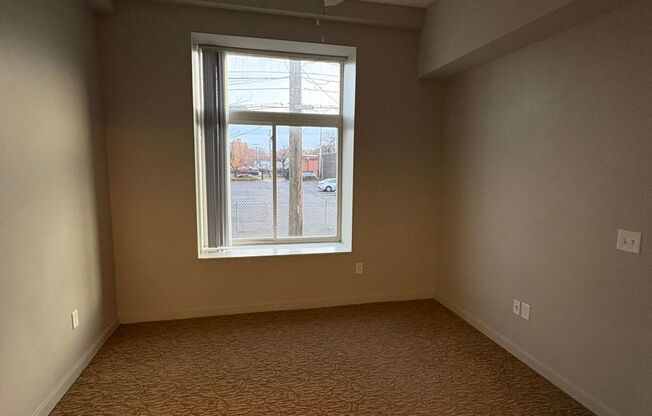 2 beds, 2 baths, 970 sqft, $1,495, Unit Unit 216