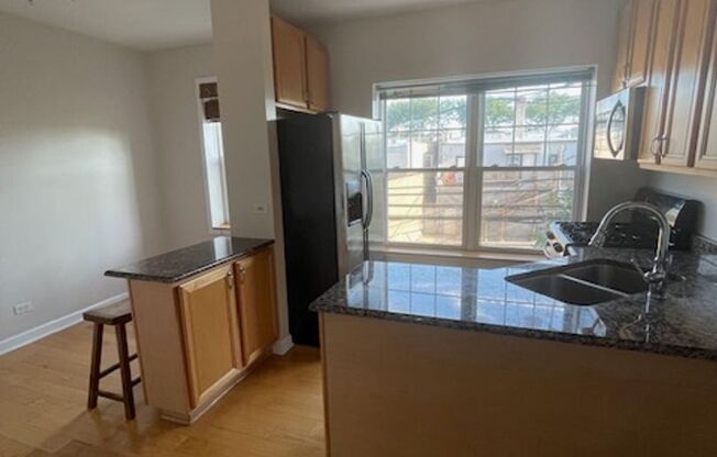 1 bed, 1 bath, $1,600