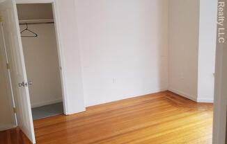 784 MAIN ST