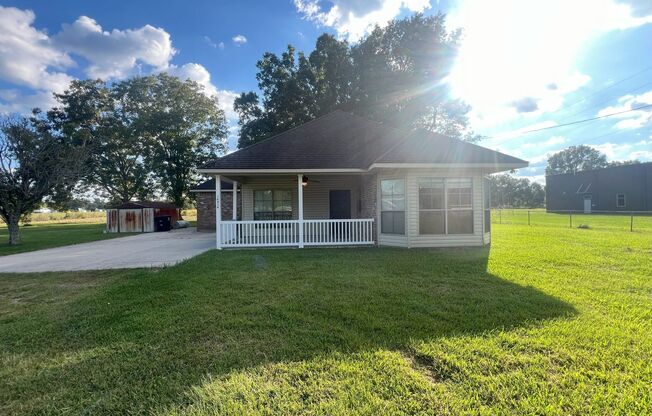 2 bedroom, 1 bathroom home located in Greenwell Springs, LA