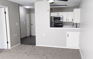 1 bed, 1 bath, 559 sqft, $925, Unit 115