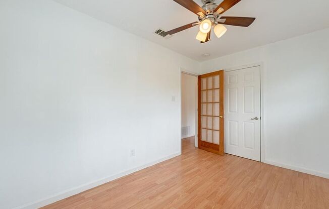 2 beds, 1 bath, $1,749