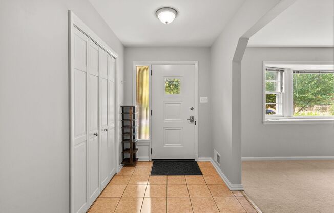 5 Bed 3 Bath - Chevy Chase Rambler - Move IN Ready