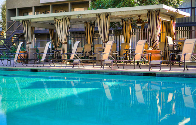Picturesque Pool And Cabana Setting at Highlander Park Apts, Riverside, CA, 92507
