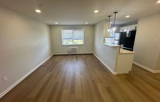 2 beds, 1.5 baths, 850 sqft, $1,925, Unit A01