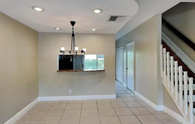 9951 NW 56 PL