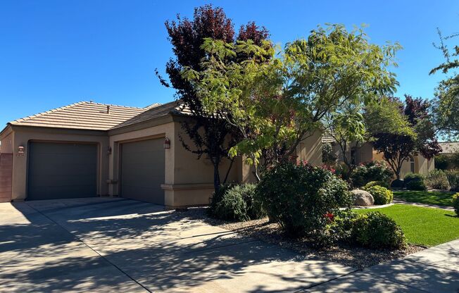 Coming soon! Coral Canyon on Golf Course with POOL- FURNISHED OPTION