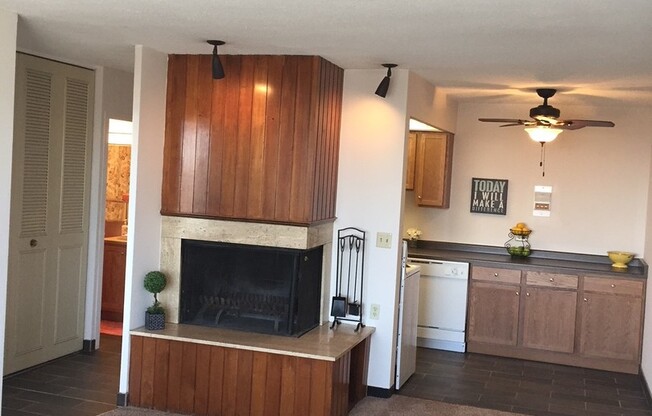 1 bed, 1 bath, 620 sqft, $1,295, Unit 707