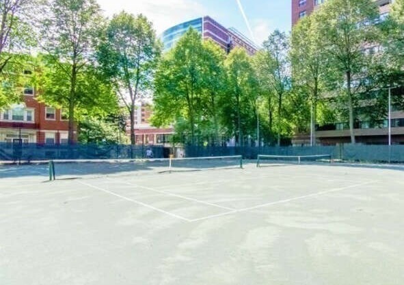Studio, 1 bath, 650 sqft, $2,800, Unit 16B
