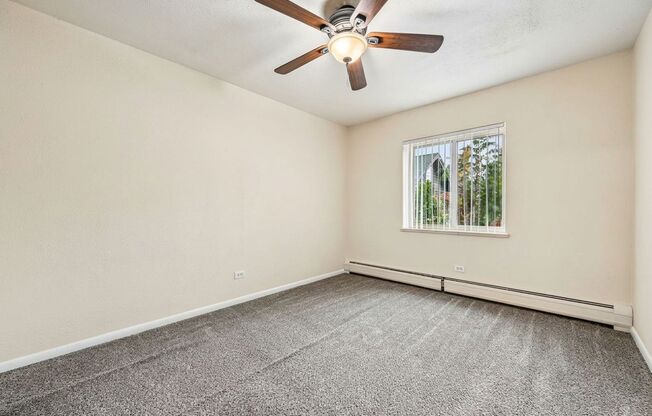 1 bed, 1 bath, 640 sqft, $1,100, Unit 208