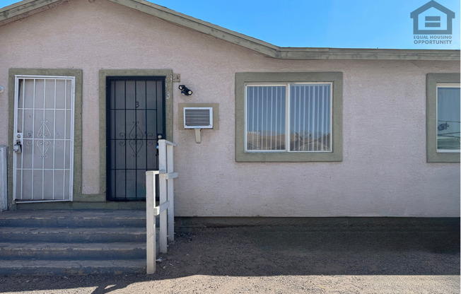 1708 W Yuma St