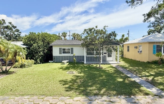 4426 4 AVE N