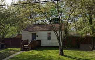 3 beds, 1.5 baths, $1,650