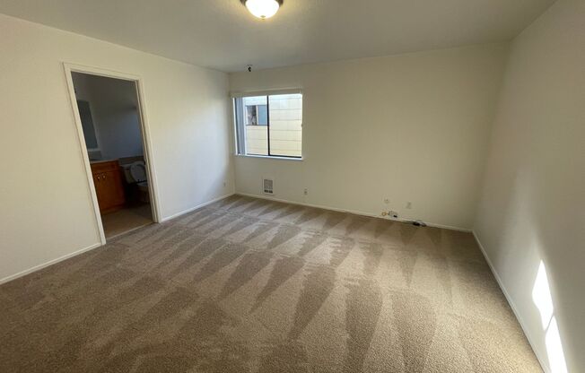 2 beds, 2 baths, $3,495, Unit 201