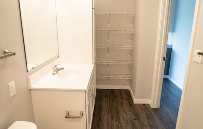 Studio, 1 bath, 554 sqft, $1,050, Unit 161401