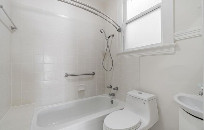 Studio, 1 bath, $2,195, Unit 02