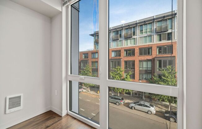 2 beds, 1 bath, 660 sqft, $2,850, Unit 311