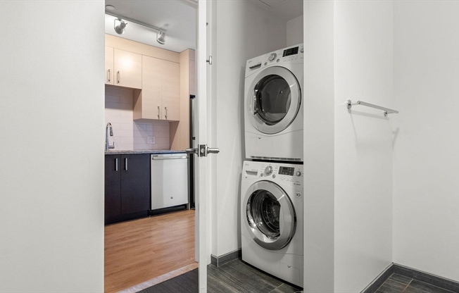 Studio, 1 bath, 510 sqft, $3,440, Unit 1810
